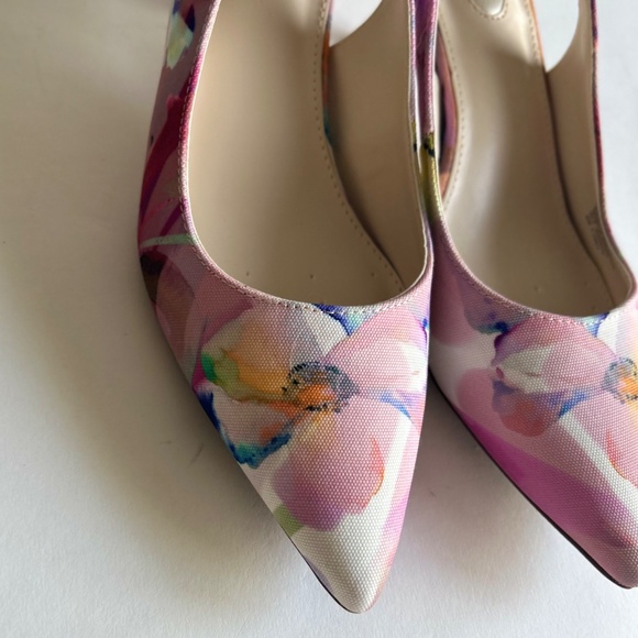 New Alfani Stepnflex Multicolor Flower Canvas Point Toe Heels size 8 - Picture 8 of 16